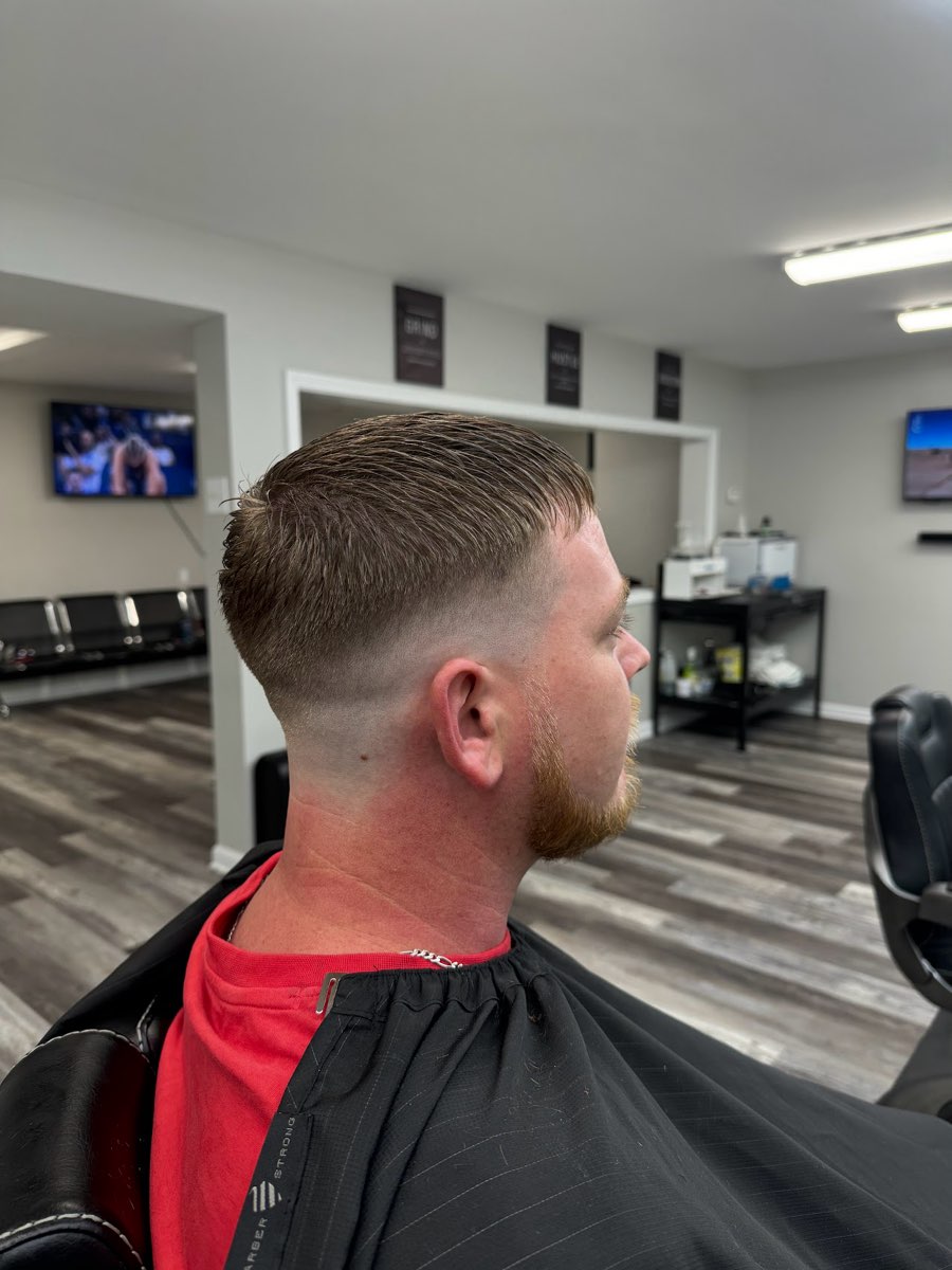 Low fade with a clean blend